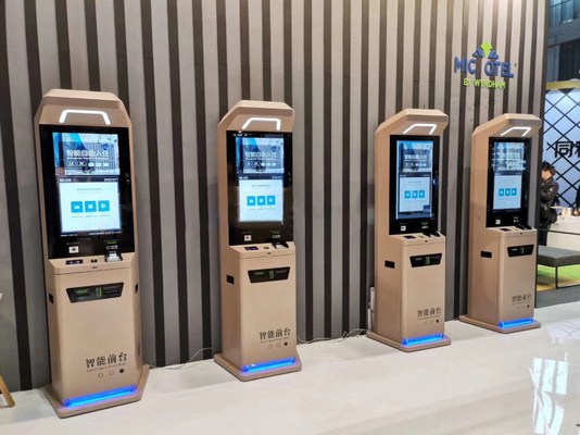 Đầu đọc thẻ đầu cuối kiosk tự phục vụ đứng miễn phí 27 inch 32 inch Máy quét QR