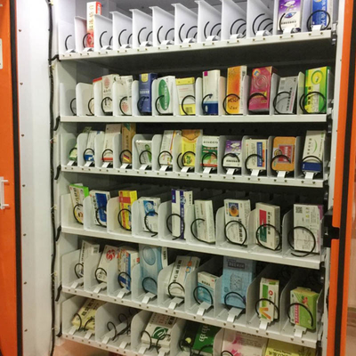 Máy bán hàng tự động tự phục vụ thông minh ngoài trời Kiosk Máy nhận tiền 24/7